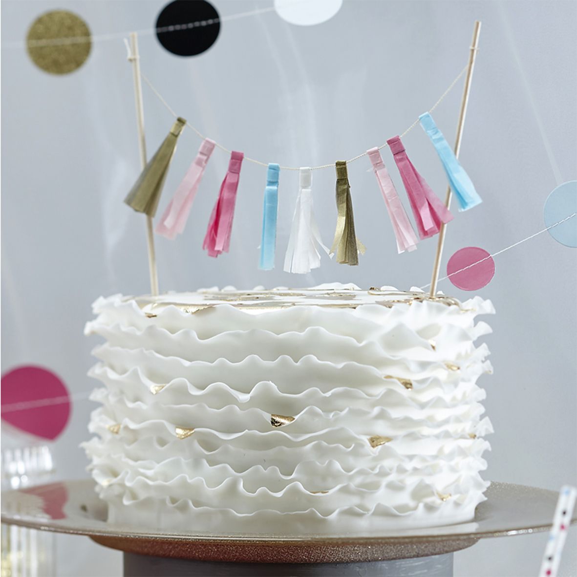 Cake Decorations and Bunting category image