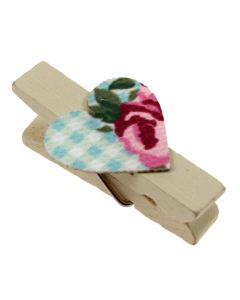 Ditsy Heart Pegs - Gingham and Heart Detail