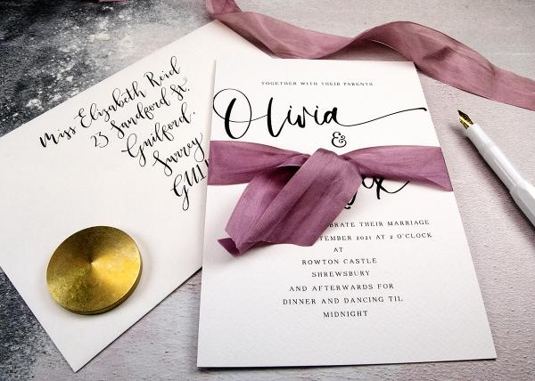 How to Choose the Best Wedding Envelope