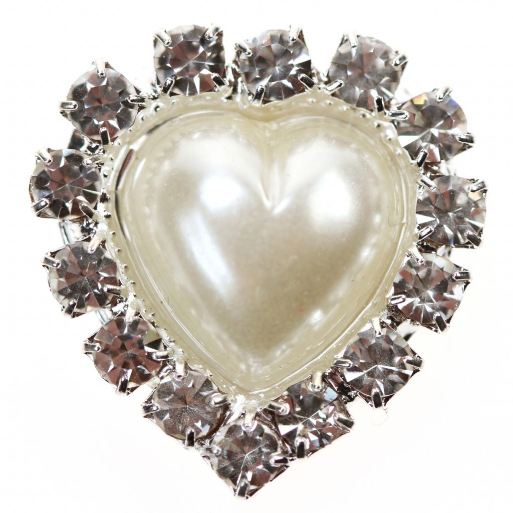 Diamante Pearl Heart Embellishment.
